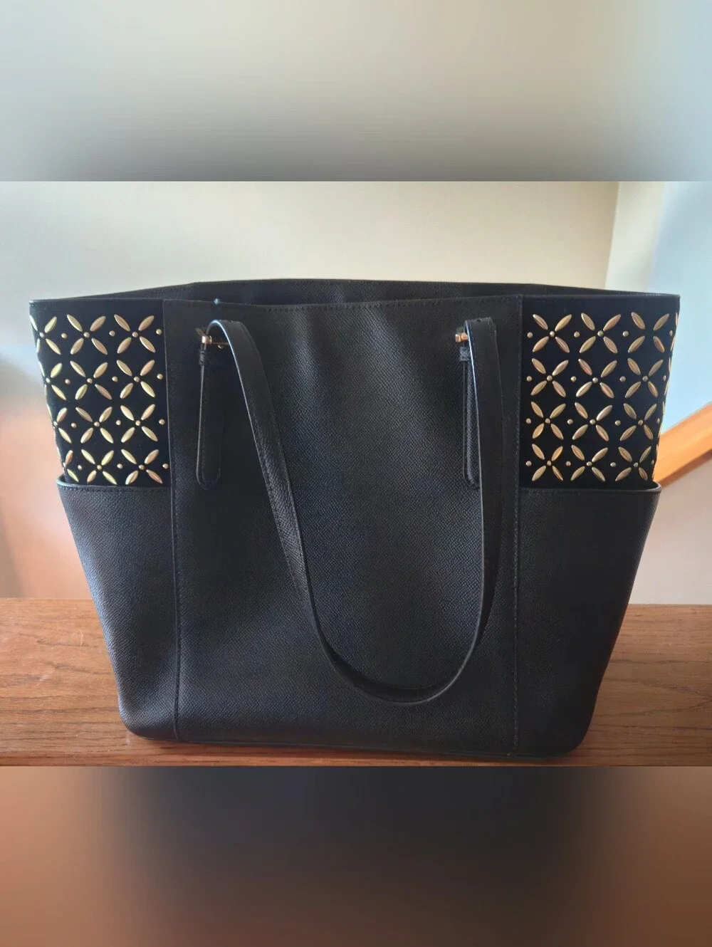 MICHAEL KORS Black Leather Tote with Gold MK Charm EUC